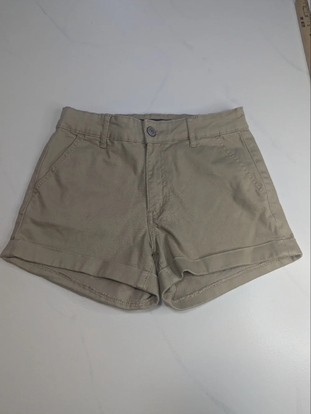 Aeropostale Aero High Rise Midi Shorts Khaki Tan Chino Cuffed Size 4